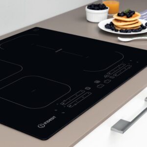 Indesit IB 65B60 NE Noir Intégré 59 cm Plaque avec zone à induction 4 zone(s)